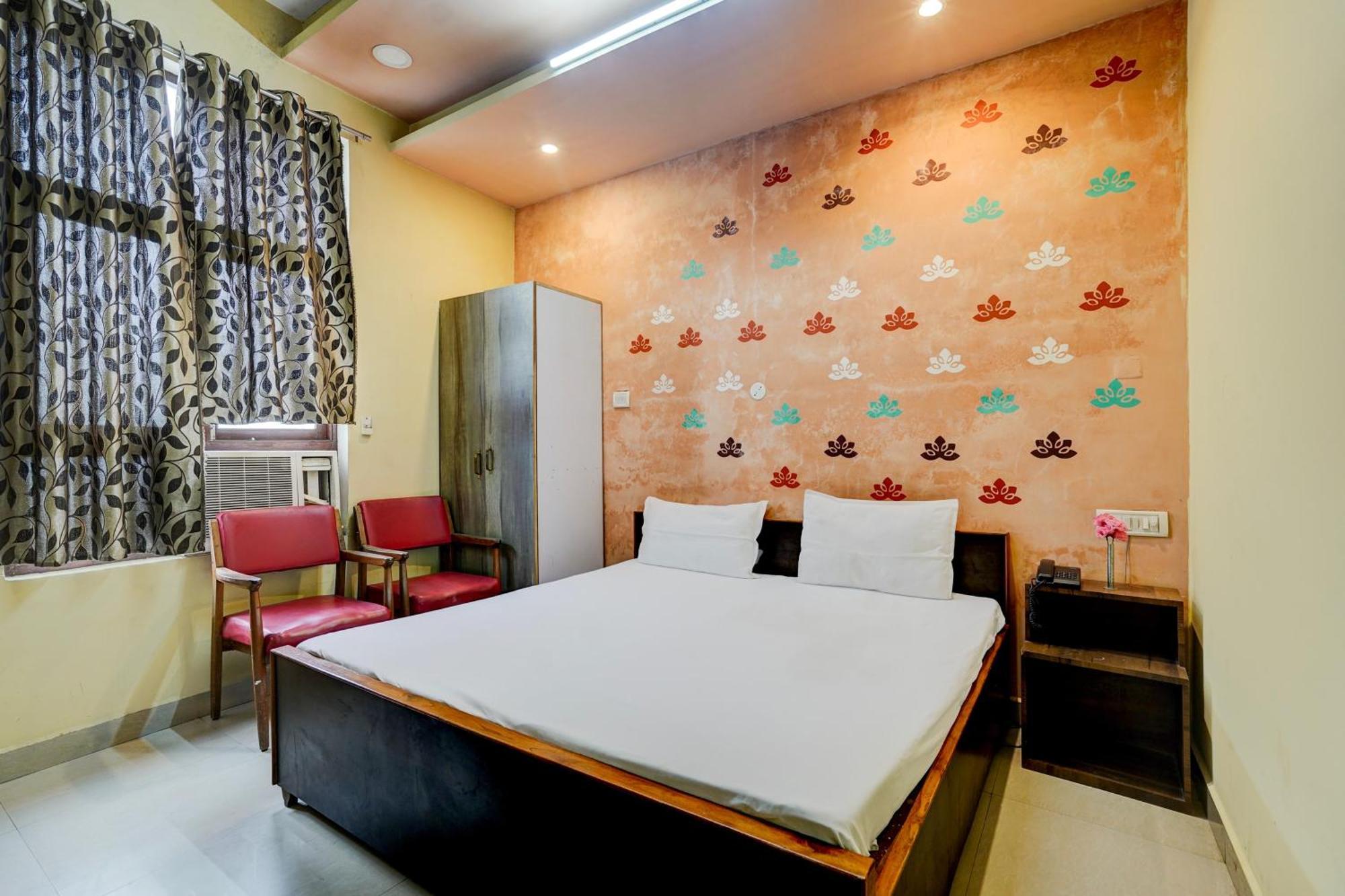 Hotel O Shyam Utsav Mirzāpur Екстериор снимка