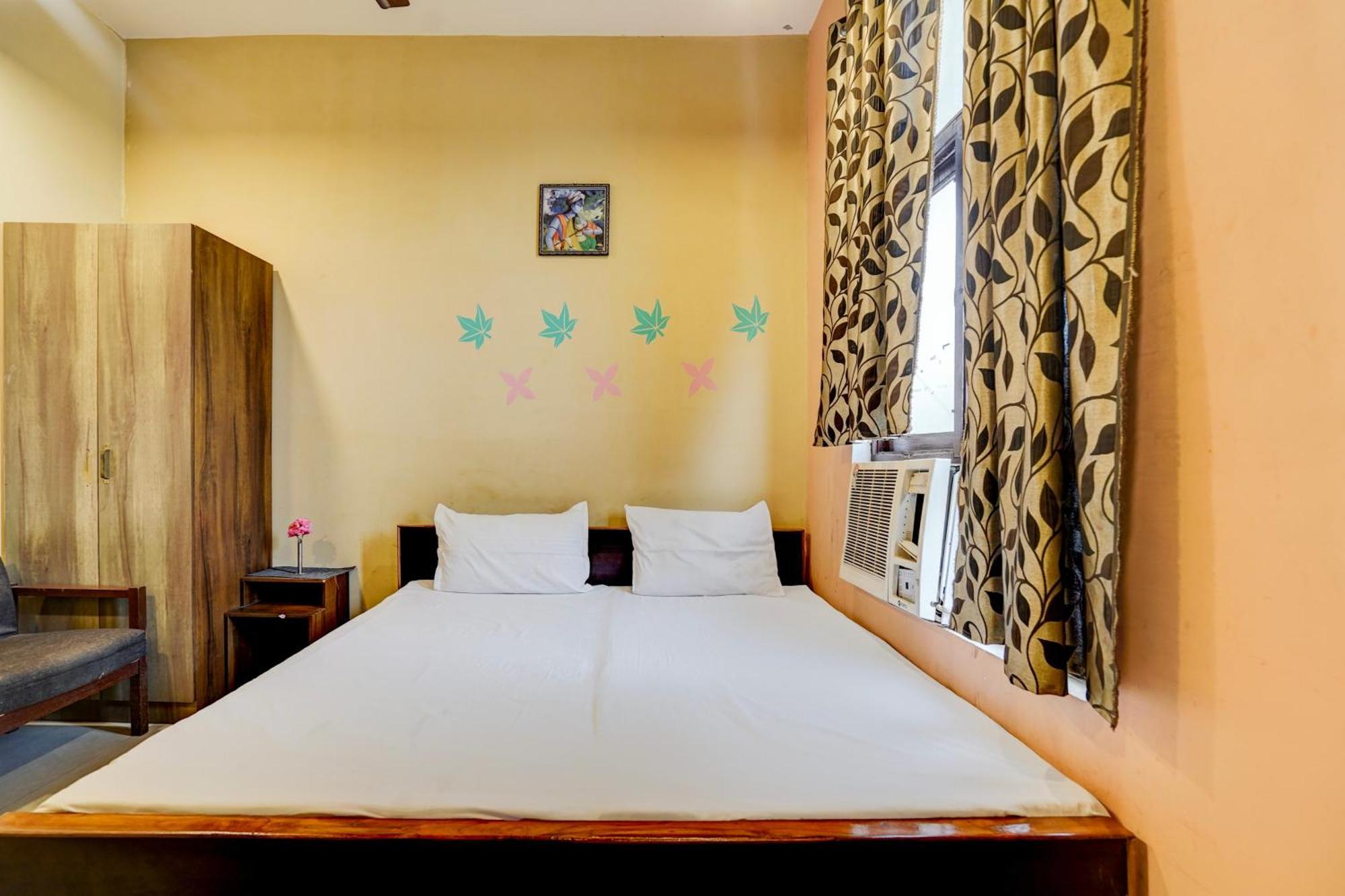 Hotel O Shyam Utsav Mirzāpur Екстериор снимка