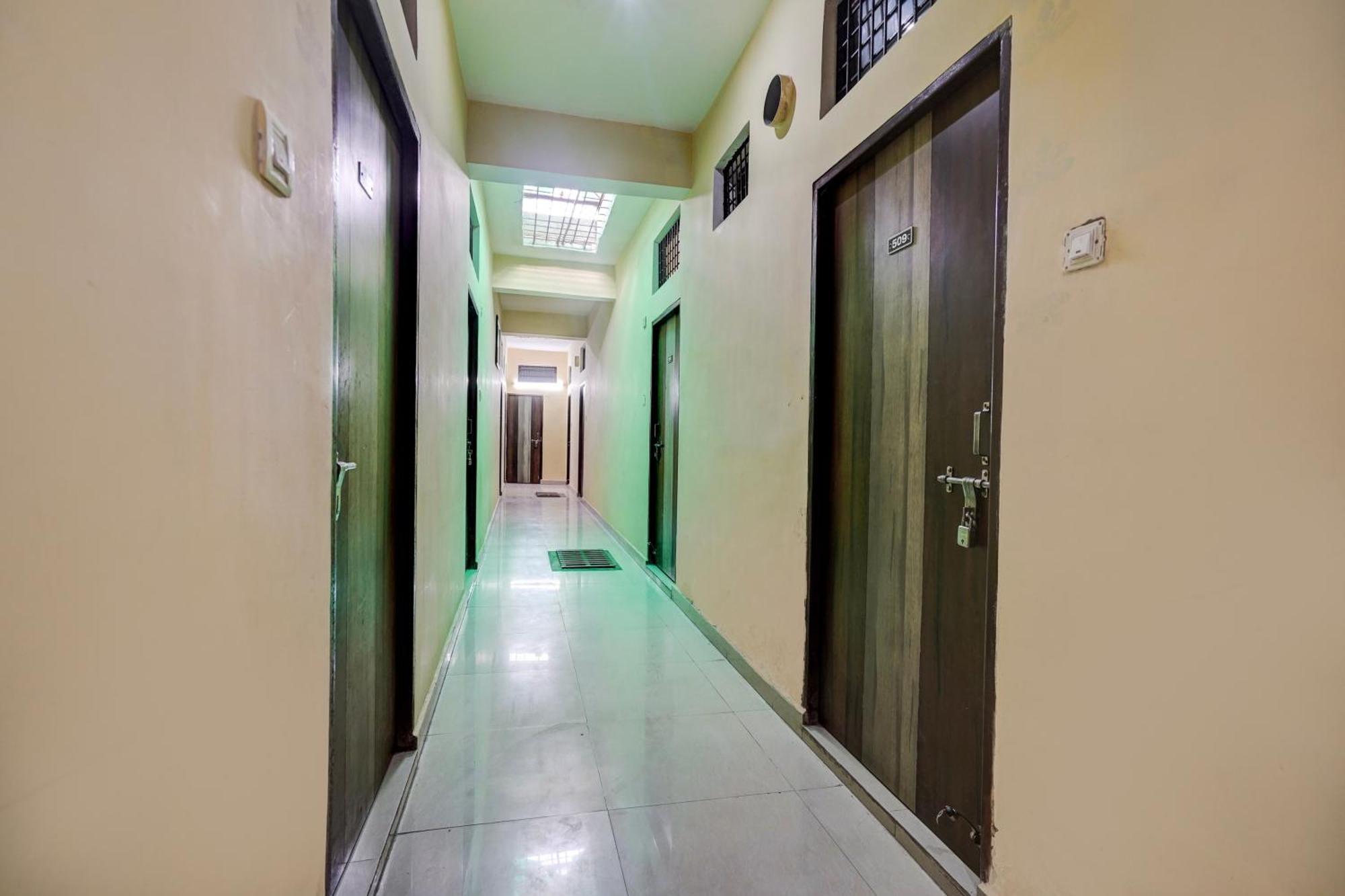 Hotel O Shyam Utsav Mirzāpur Екстериор снимка