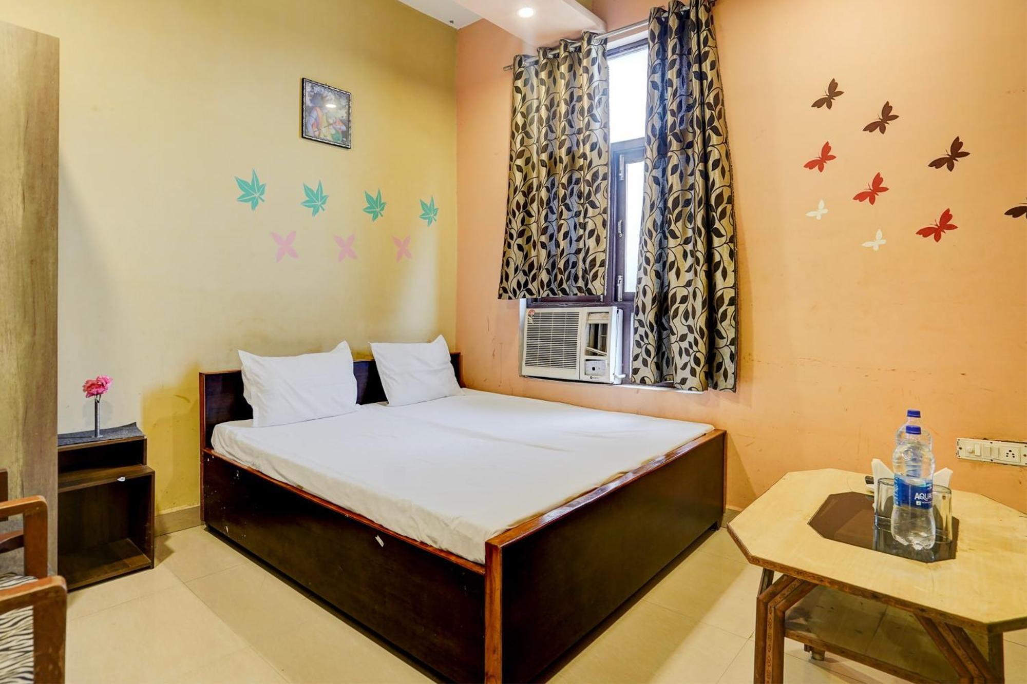 Hotel O Shyam Utsav Mirzāpur Екстериор снимка